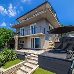 Pavlak * Crikvenica