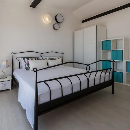 Pavlak Apartman Crikvenica